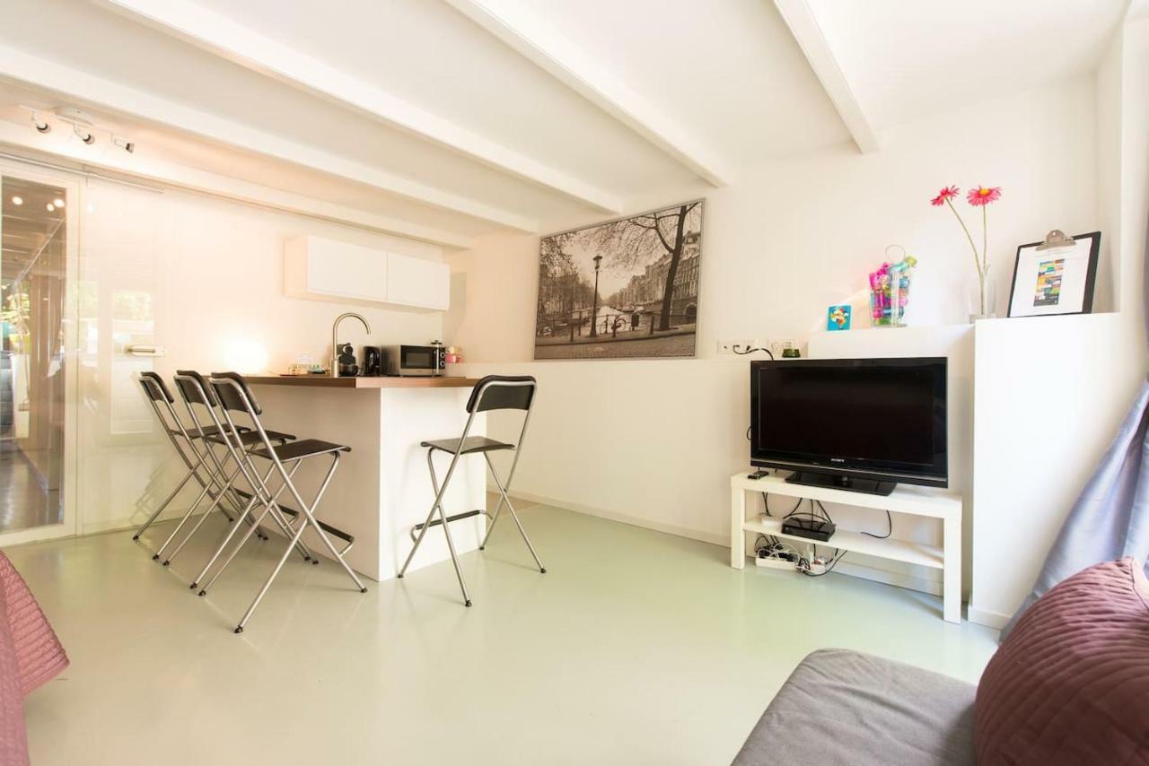 Quiet Apartment For 4 At Park In Center Amsterdam Exterior foto